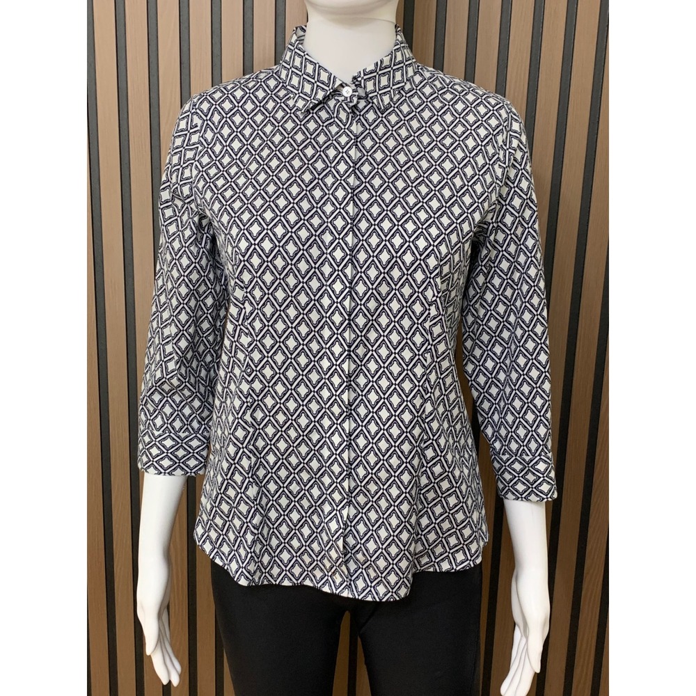 Talbots Petites Navy White Geometric Diamond Print Wrinkle Resistant Shirt 4P